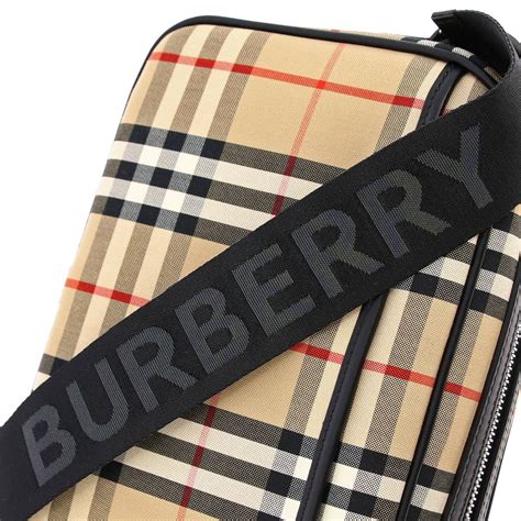 burberry tracolla uomo|Men’s Designer Crossbody Bags .